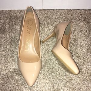 Calvin Klein “Kamara” Nude Poited Toe Heels Pumps Size 9.5M